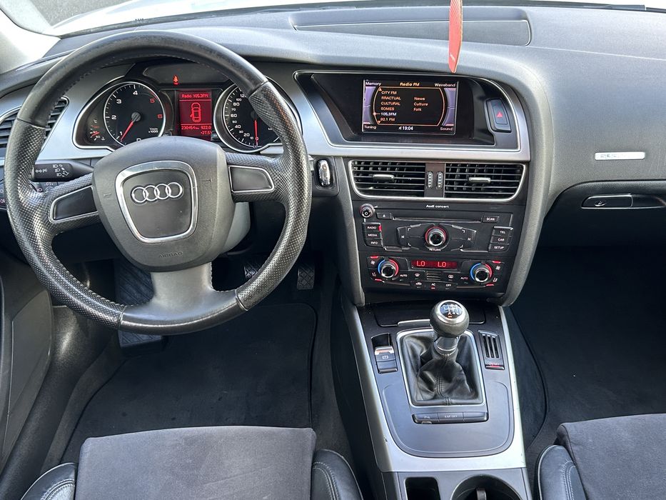 Audi A5 - Quattro - 2011 E5 - 2.0 - 170 HP - S-Line