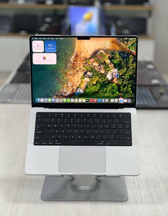 MacBook Pro M5 | 32/ 2Тб