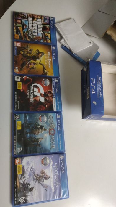 Продам плейстейшн ps4
