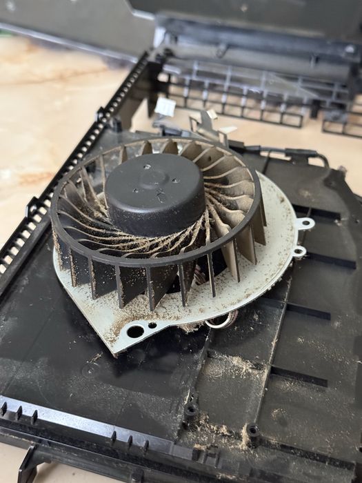 Servicii mentenanță si reparatii controllere PS4/PS5/XBOX/PC/LAPTOP