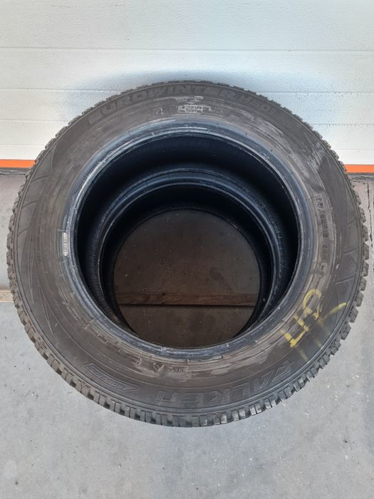 Зимни гуми 2 броя FALKEN EuroWinter HS01 195 60 R15 дот 4118