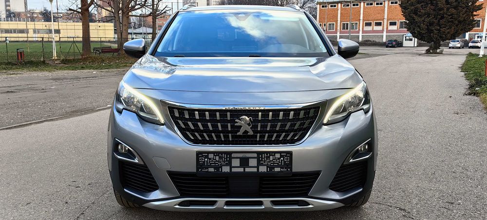 Peugeot 3008 * Allure * Navi * Carplay * Jante 19" * Diesel