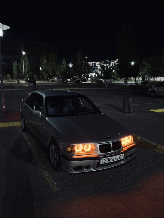 Продам бмв е36.