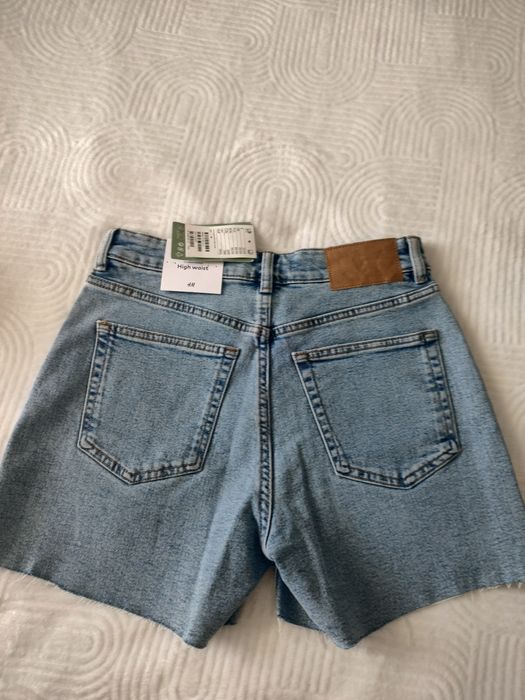 H&M, Дамски дънкови шорти