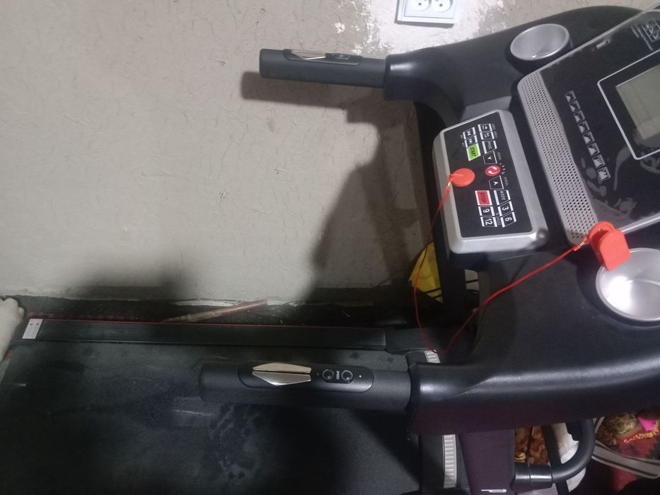 беговая дарожка.