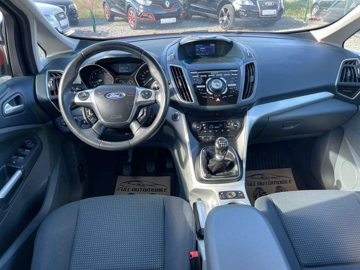 Vindem Ford C-max 1,6 Diesel Monovolum  Model Titanum!