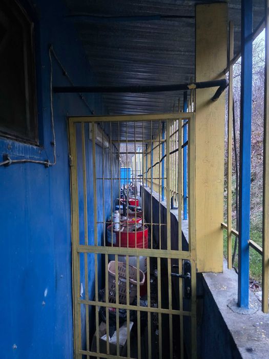 Работеща бензиностанция с газстанция и автомивка