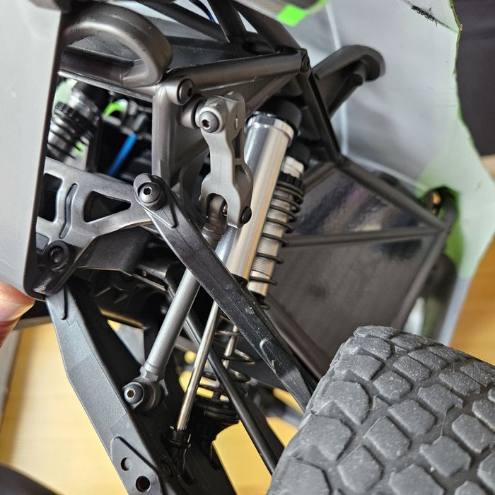 Traxxas UDR 4×4 VXL 1/7