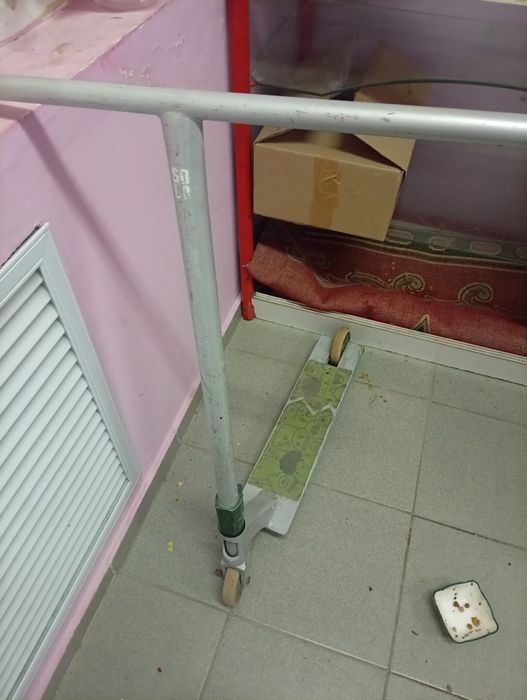 Продам трюковой самокат