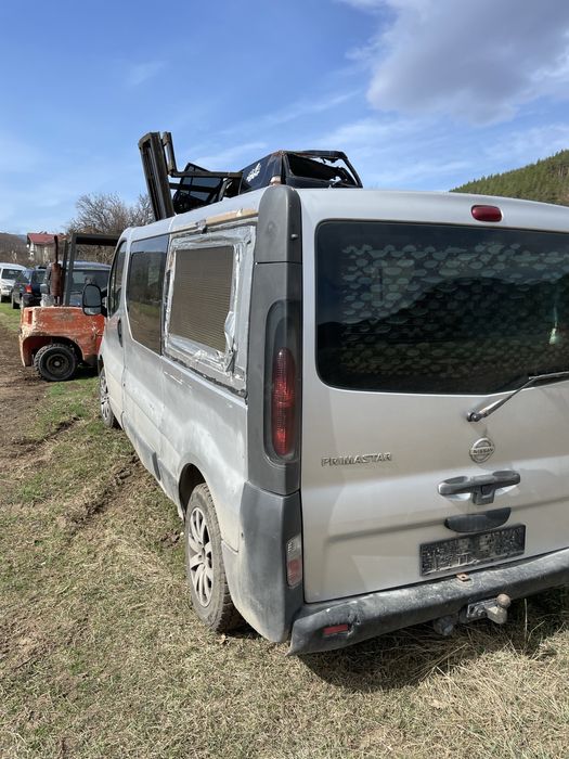 Opel Vivaro 1.9cdti за части