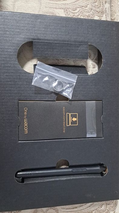 Планшет One by Wacom (M)