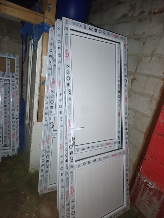 Пластик есік терезелер