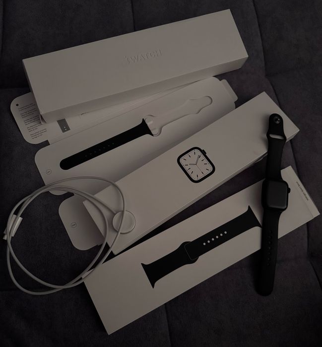 Apple Watch Series 7, 41 MM