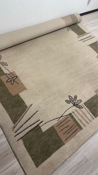 Продам ковер, размер 2.5×3.6