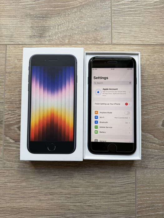 Iphone SE 3 2022, 64gb, (bat.82%) - negru, ca nou
