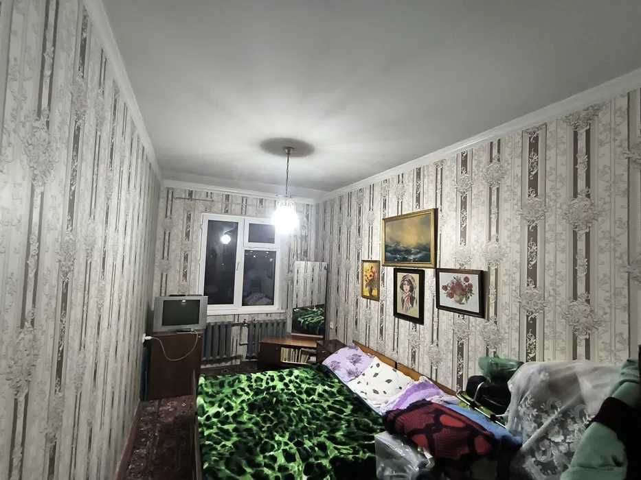 СРОЧНО 2 хонали 50м2 квартира сотилади