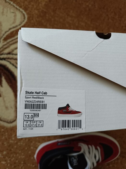 Кецове      Vans