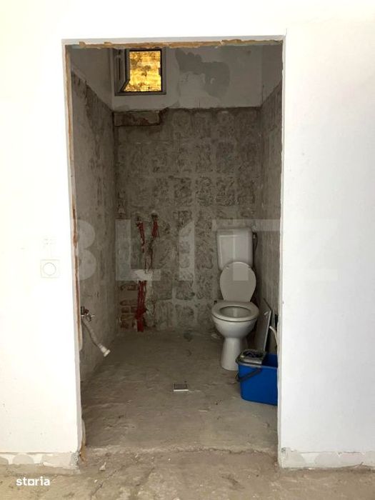 Apartament ultracentral, cu 3 camere, Curte Comuna