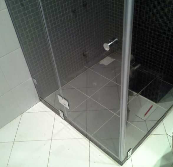 Ремонт и настройка стеклянных конструкций. Работаем с калёным стеклом!