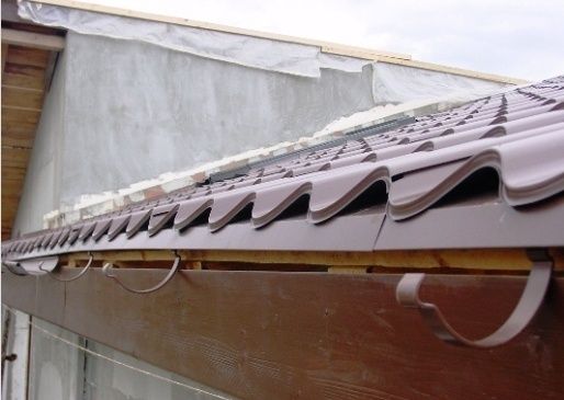 Reparații si montaj de urgență acoperișuri,