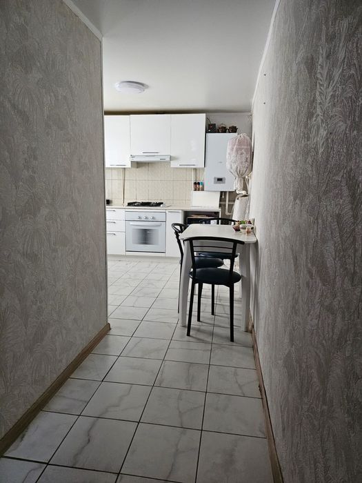 Продам два дома на одном участке в 5 соток.