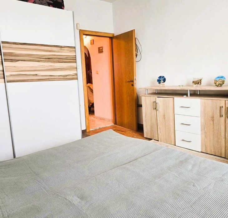 Продава се Тристаен апартамент в Бургас, Център - 92 кв.м за 1772 €/кв.м - Снимка #8