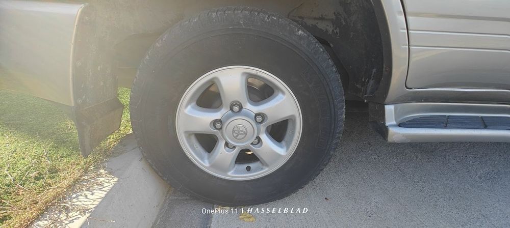 Toyota Landcrusier