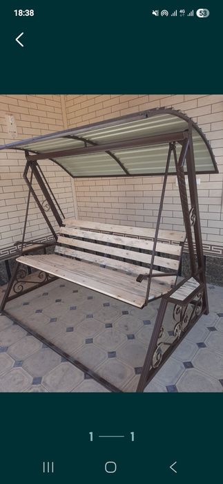 Садовые качелия новый