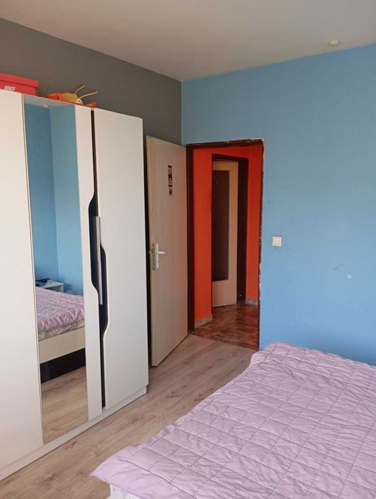 Продава се Двустаен апартамент в Лом - 70 кв.м за 510 €/кв.м - Снимка #3