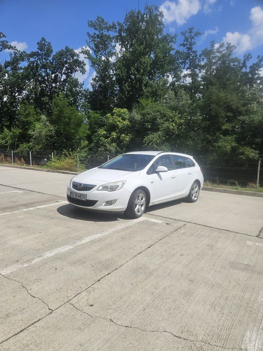 Astra j 2011, 1400cm benzina