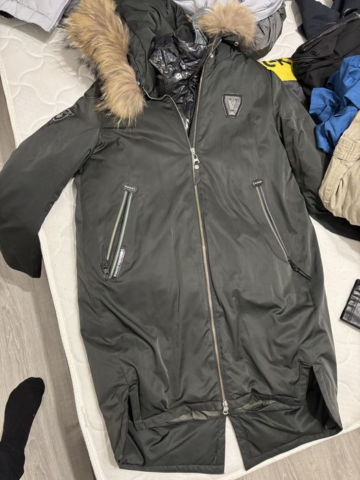 Продам женскую куртку парку