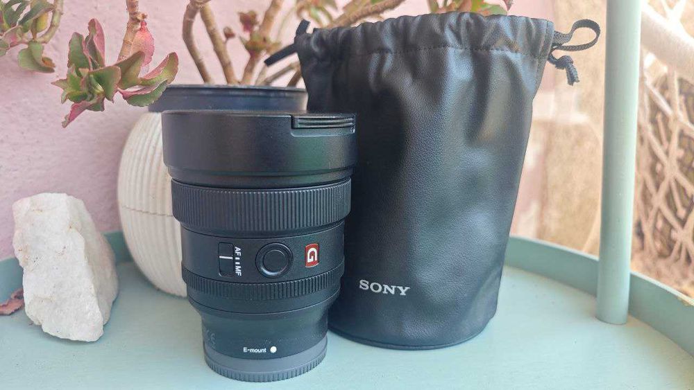 Широкоъгълен обектив Sony FE 14mm f/1.8 GM