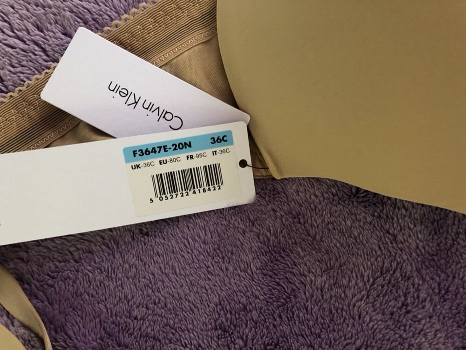 Сутиени Victoria’s Secret , Calvin Klein