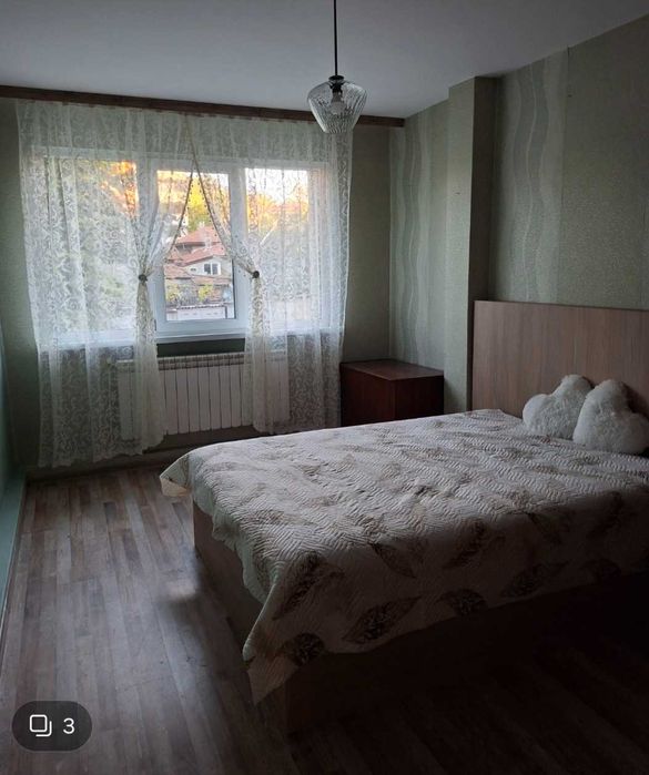 Дава се под наем Тристаен апартамент в Търговище, Изток 1 - 90 кв.м за 330 € - Снимка #2