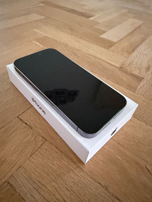 Iphone 14 Pro много запазен