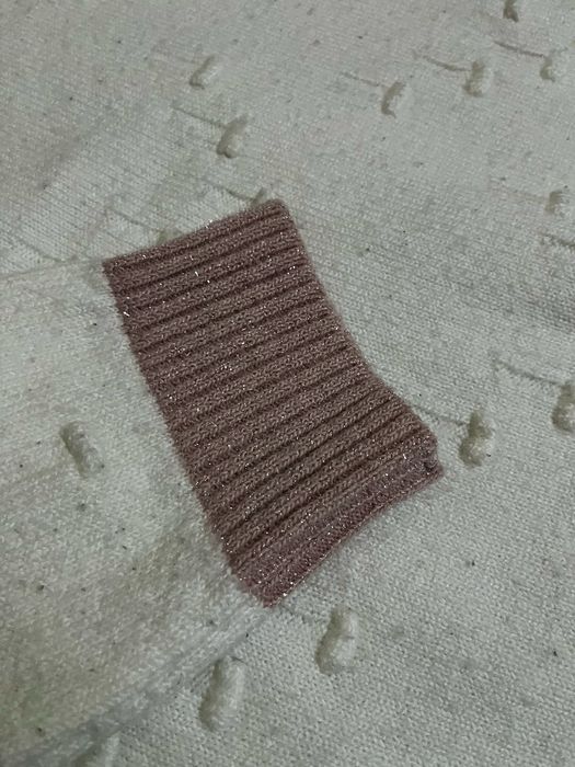 Ayollar qishgi sviteri