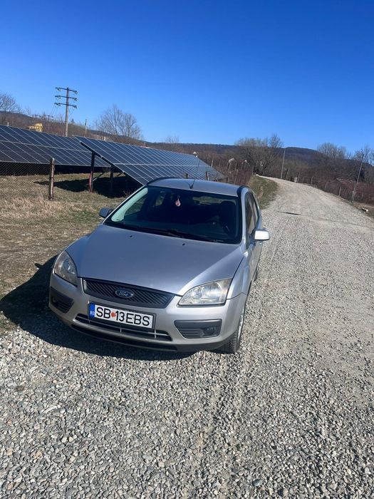 Vând Ford Focus mk2