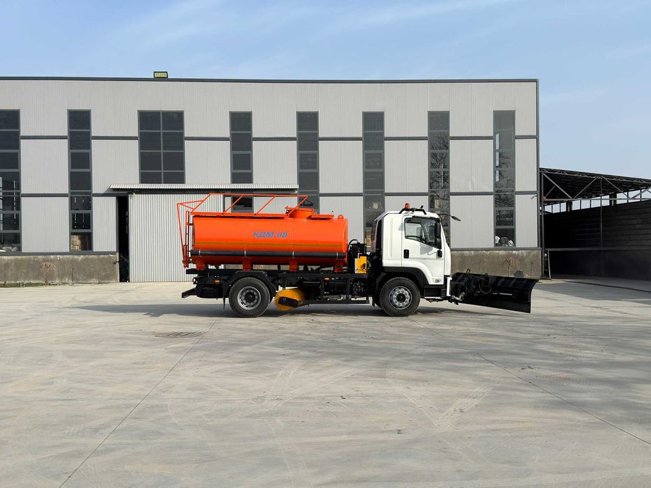 КДМ 08 / Поливомойка на базе шасси ISUZU FVR34K