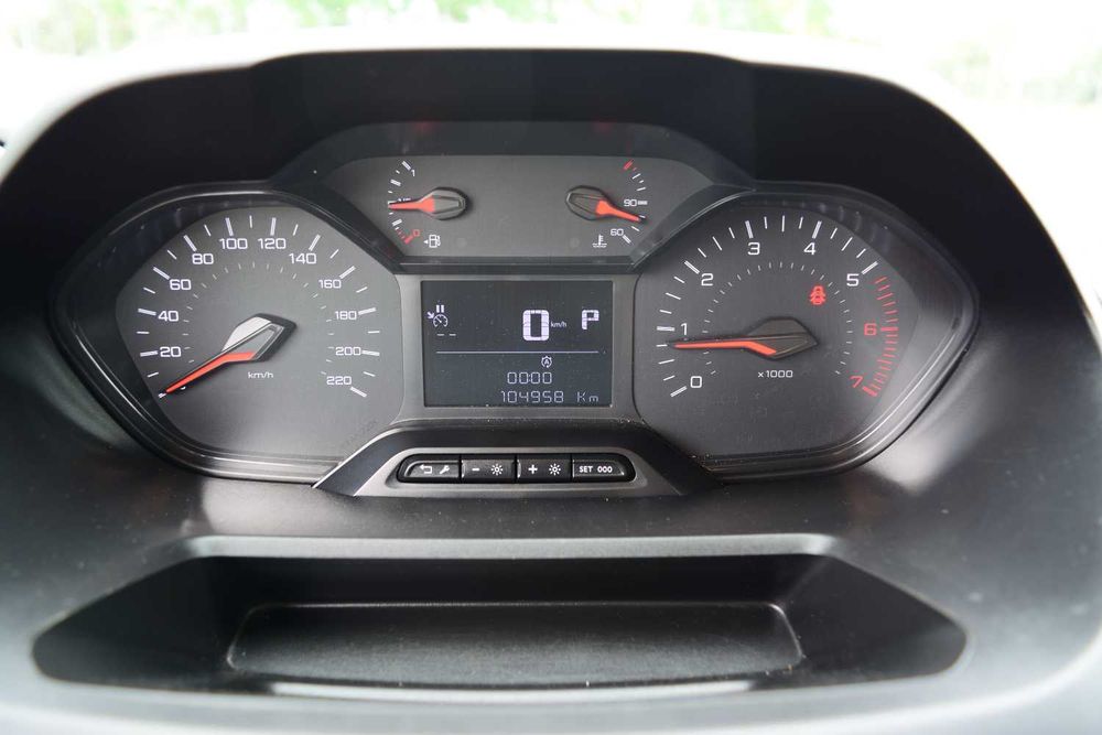 Peugeot Partner, 1.5 Diesel, automat, Crew Cab