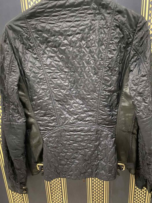 Оригинално есенно яке Moncler  S -M размер Отлично състояние