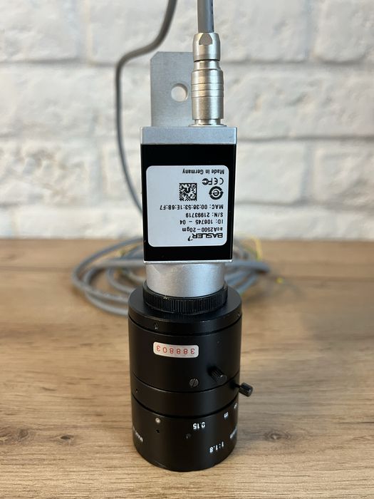 Camera vision industriala Basler, model a cA2500-20gm