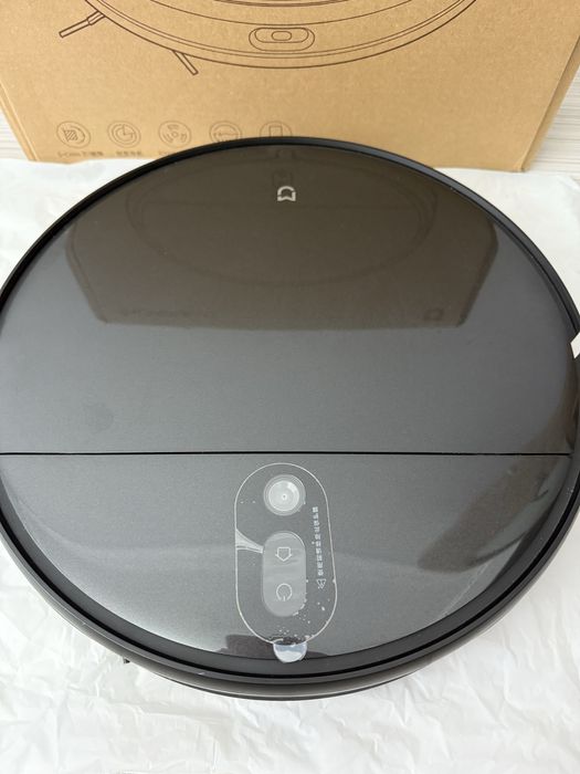 Робот-пылесос Xiaomi (черный)
