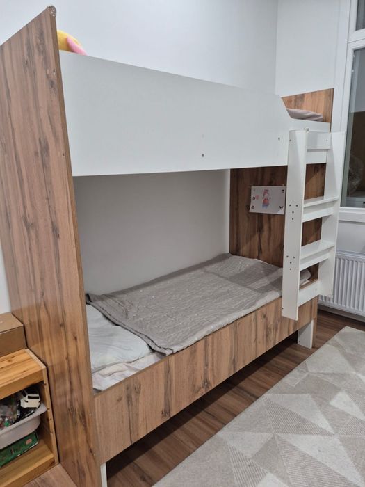 двухяростная кровать