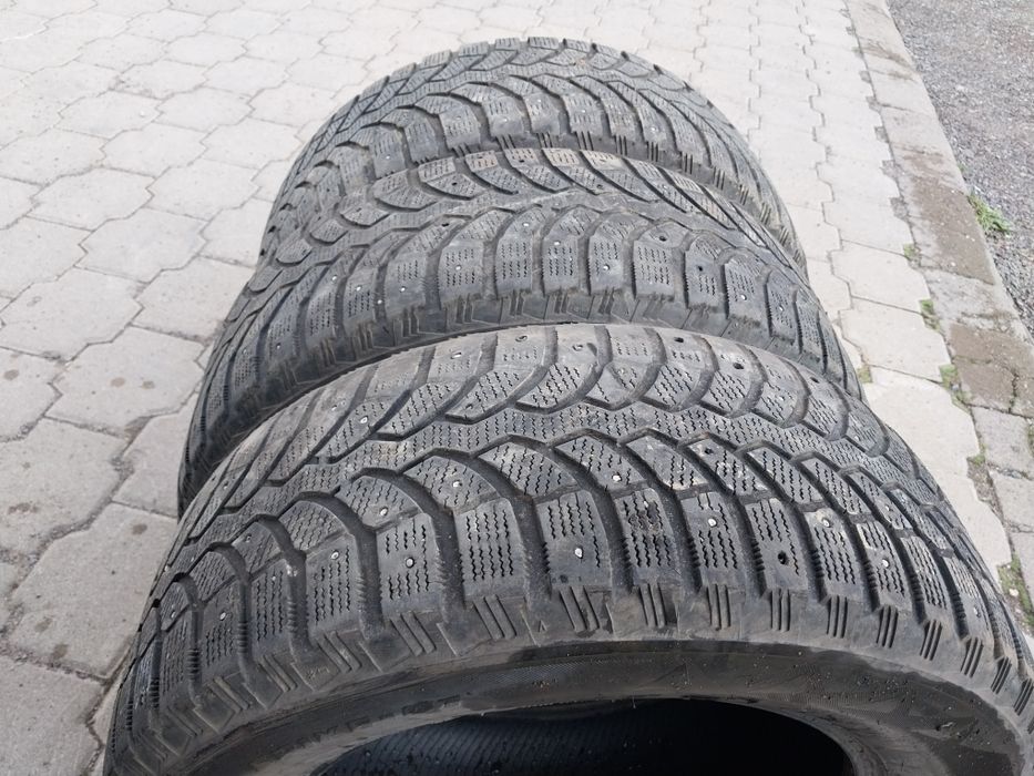 3 шины 235 60 R16 за 20 тысяч.