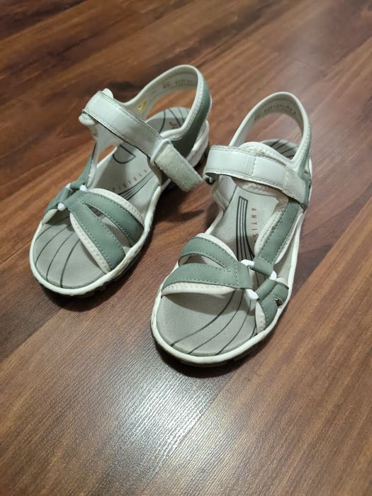 Обувь  , сандали для девочек размер 38 .