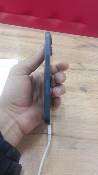 Айфон 13/256 Гб на запчасть