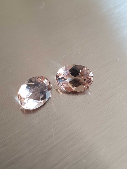 Pereche morganit natural