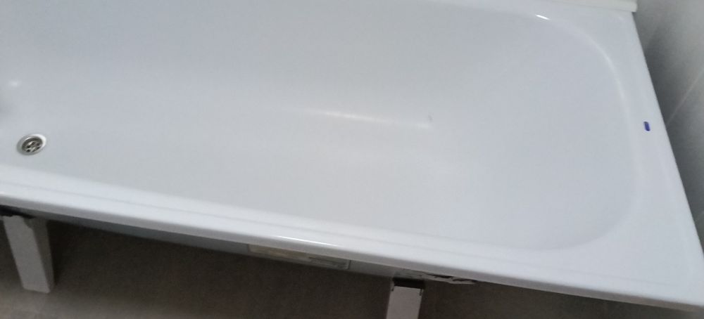 Продам ванну б/у в отличном состоянии