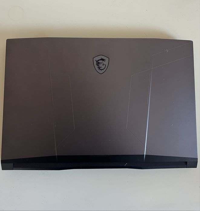 Геймърски лаптоп MSI GL76 360Hz+RAZER MAMBA TOURNAMENT