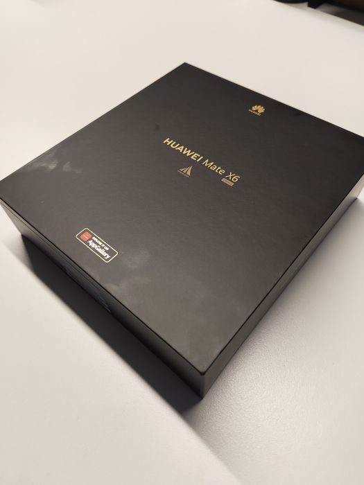 Продам Huawei Mate X6